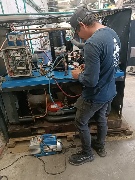 Proyecto SERJAL HVAC-R 12: servicio de refrigeración y aire acondicionado